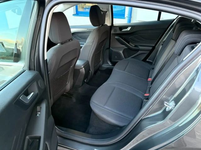 Ford Focus EcoBoost Titanium