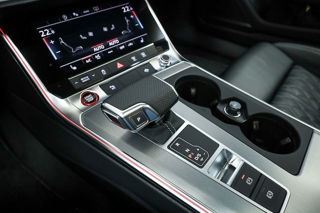 Audi S6 Avant Quattro