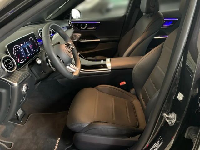 Mercedes-Benz C 200 AMG Line Sedan