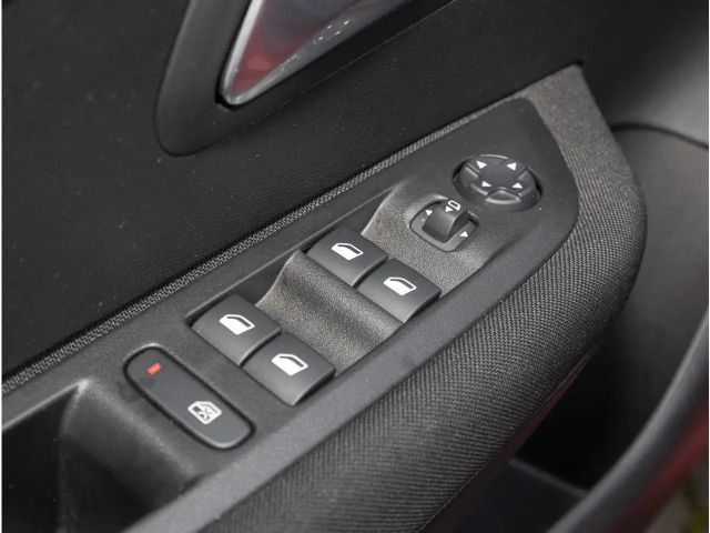 Peugeot E-208 Active Pack