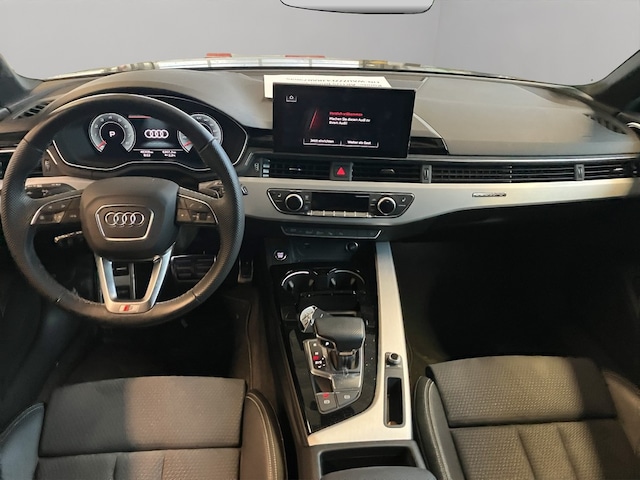 Audi A4 40 TFSI Avant Quattro S-Line S-Tronic