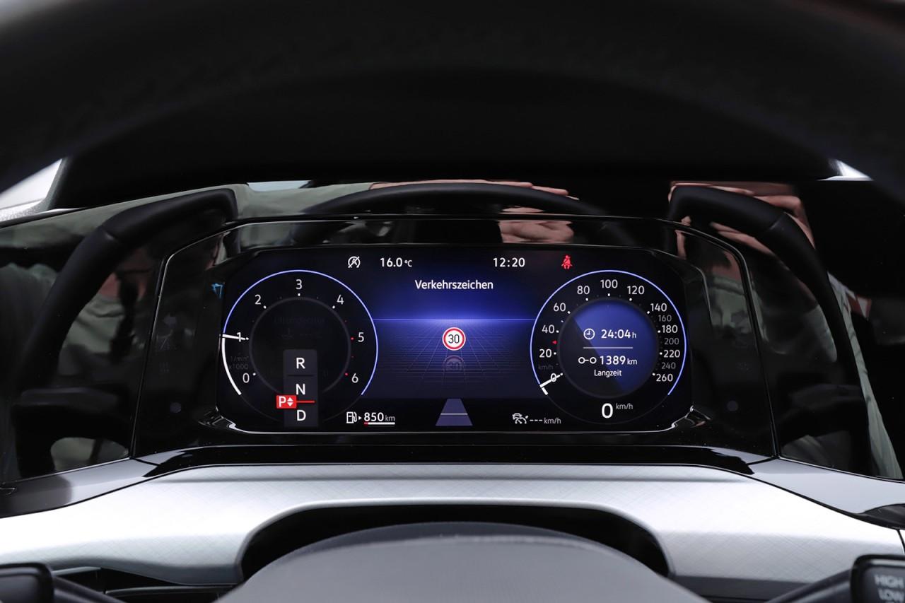 Volkswagen Golf 2.0 TDI DSG Golf VIII Life Variant