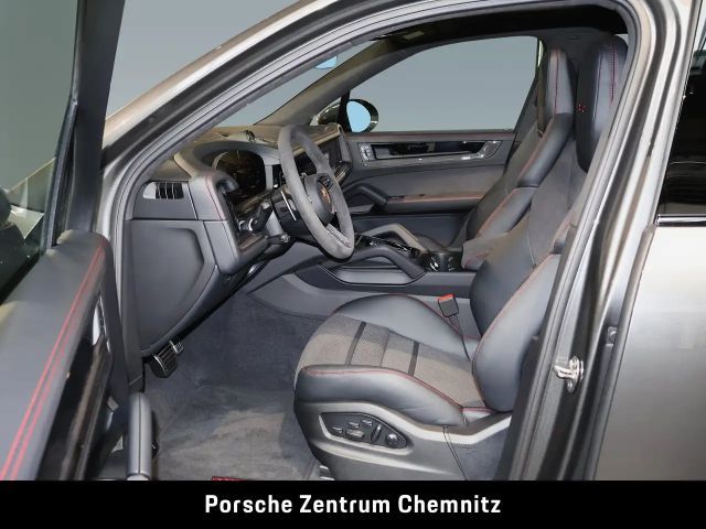 Porsche Cayenne GTS