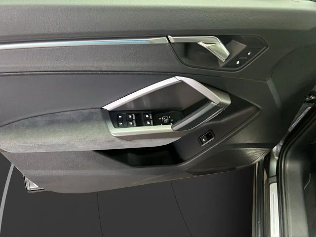 Audi Q3 35 TFSI S-Line