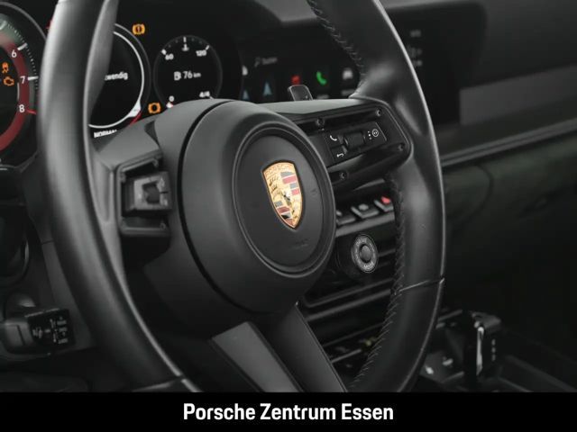 Porsche 992 4 Cabrio Carrera GTS