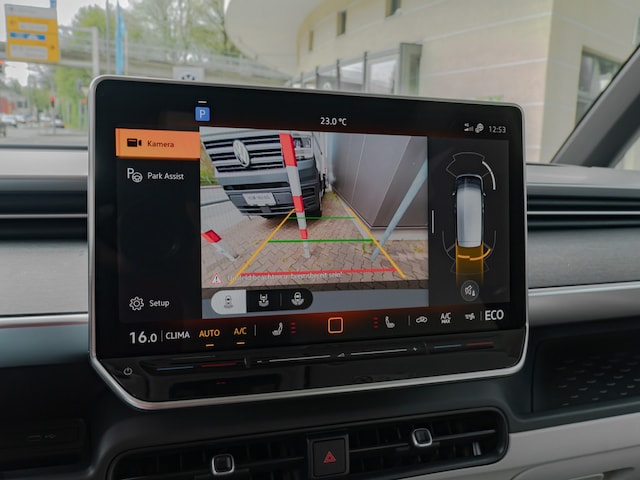 Volkswagen ID.Buzz ID.Buzz ID. Buzz Pro kurzer Radstand Motor: 210 kW 286 PS 79 kWh Get