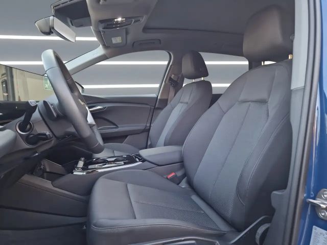 Audi Q6 e-tron TECH LED+ PANO KAM. ACC