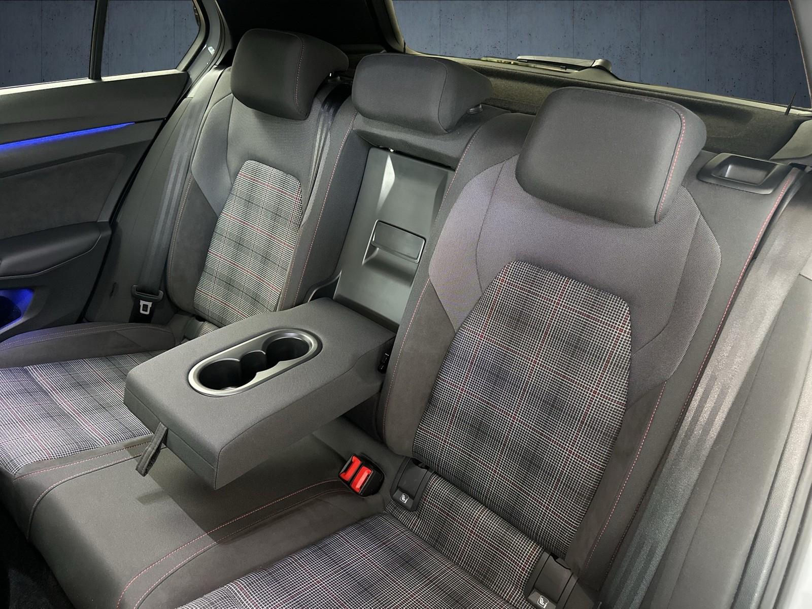 Volkswagen Golf 2.0 TSI DSG GTI Style