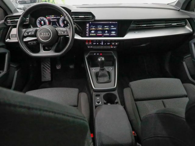 Audi A3 30 TFSI Sedan