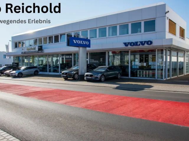 Volvo XC40 B3 B Aut. ACC BLIS PILOT 360° LED NAVI Shzg