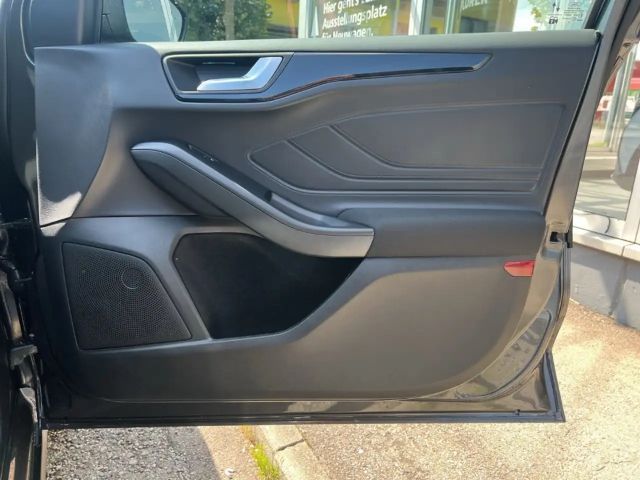 Ford Focus ST Line Wagon