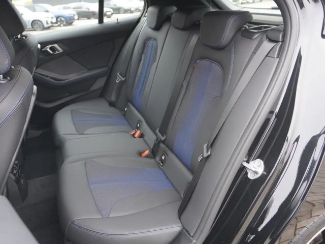 BMW 135 Sedan xDrive