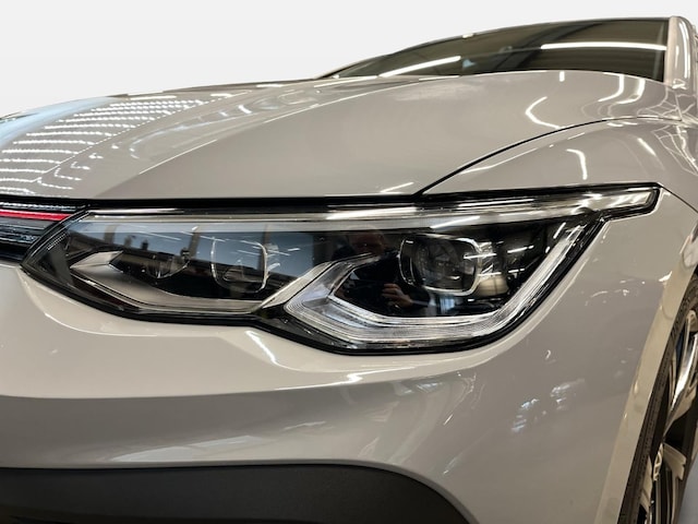 Volkswagen Golf 2.0 TSI DSG Golf VIII