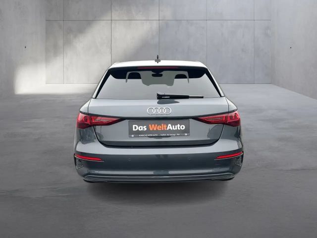 Audi A3 30 TDI Sedan