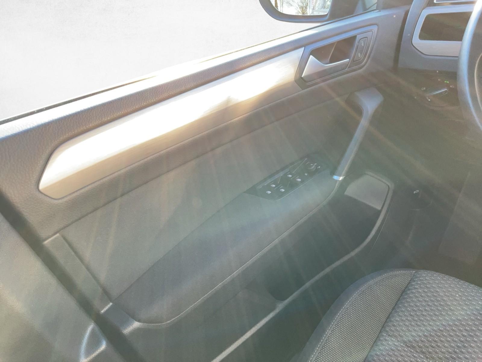 Volkswagen Touran 1.5 TSI Comfortline