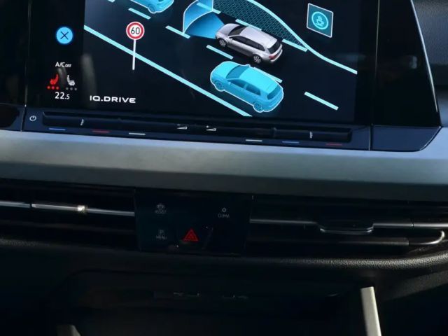 Volkswagen Golf DSG Life Variant