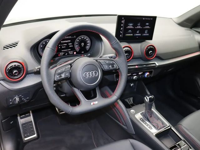Audi Q2 35 TFSI S-Line