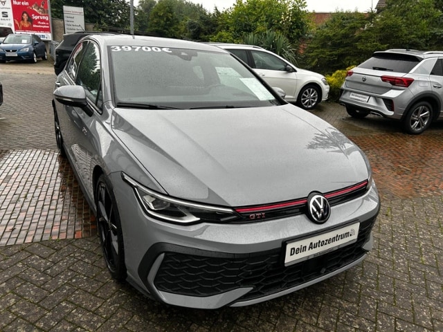 Volkswagen Golf 2.0 TSI DSG