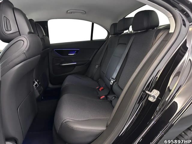 Mercedes-Benz C 200 AVANTGARDE Sedan