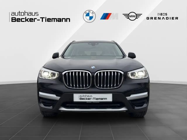 BMW X3 xDrive30e