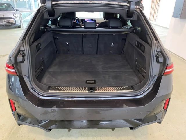 BMW 520 520i M-Sport Touring