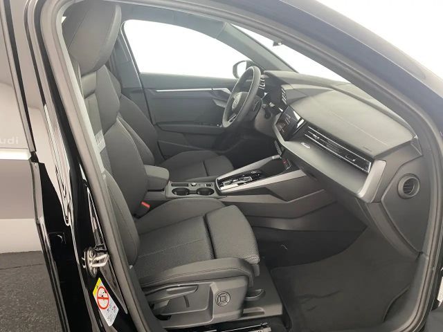 Audi A3 30 TFSI Sedan