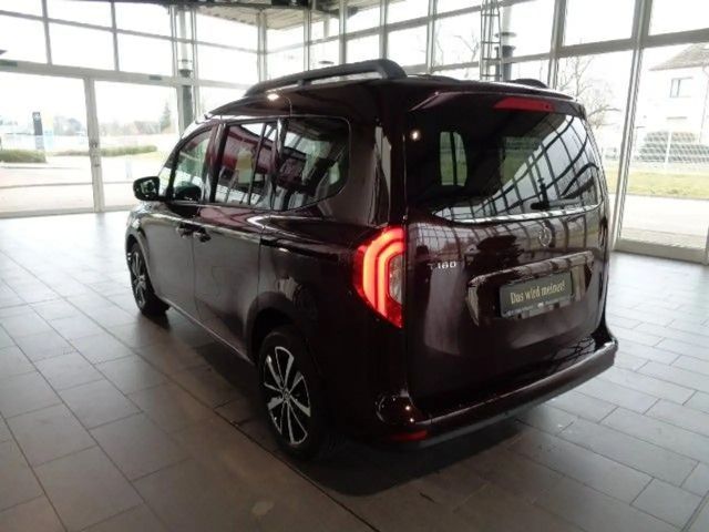 Mercedes-Benz T 180 T 180 NAVI,LED,KAMERA,SPUR,TW,NP:44.481,-EURO