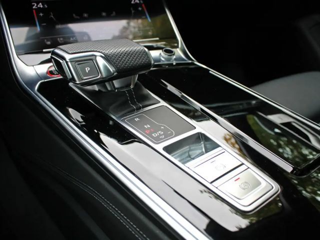 Audi RS6 Avant Performance Quattro