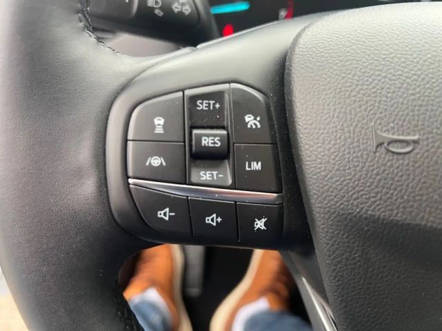 Ford Focus EcoBoost Titanium Wagon