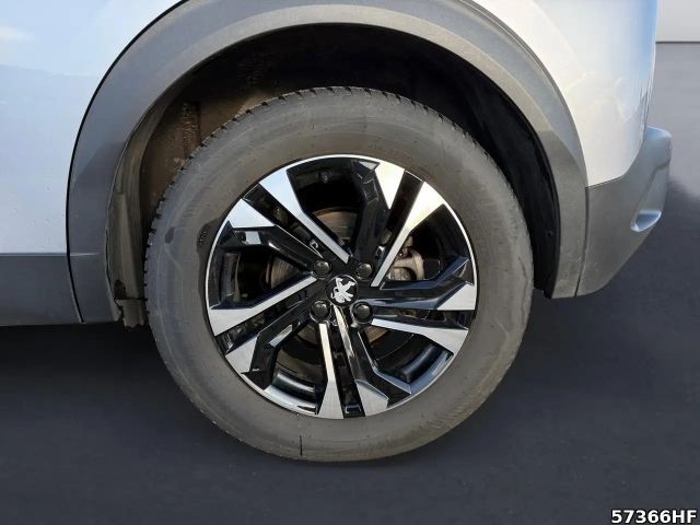 Peugeot E-2008 Allure Pack