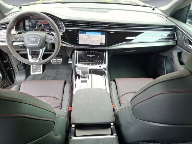 Audi RS Q8 SUV tiptronic