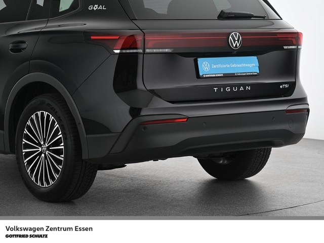 Volkswagen Tiguan Tiguan Goal eTSI Pano AHK 18 Design-Paket
