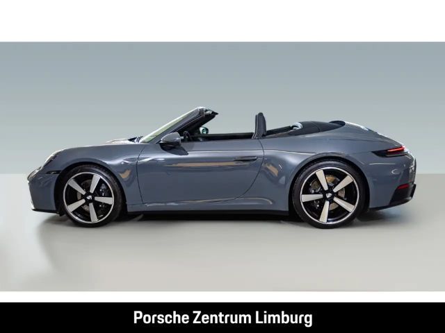 Porsche 992 Cabrio Carrera