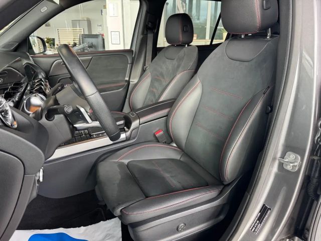 Mercedes-Benz GLB 200 4MATIC AMG Line