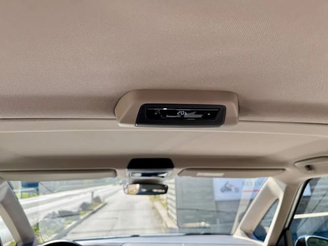 Volkswagen Multivan 2.0 TDI DSG Lang T7