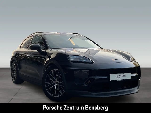 Porsche Macan 4