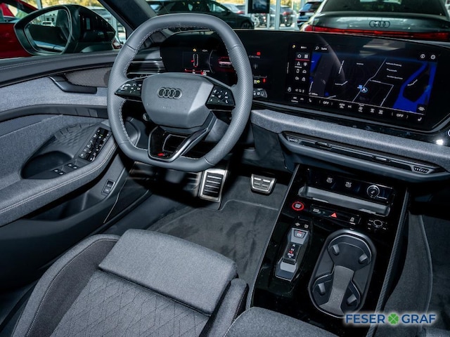 Audi A6 Avant Quattro S-Tronic