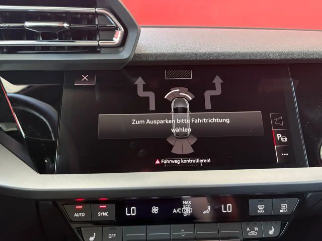 Audi A3 30 TDI Sedan