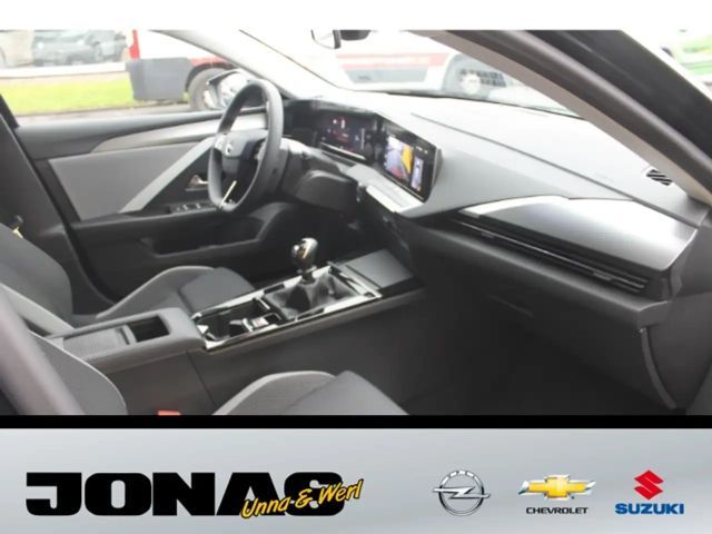 Opel Astra 1.2 Turbo Enjoy Sports Tourer