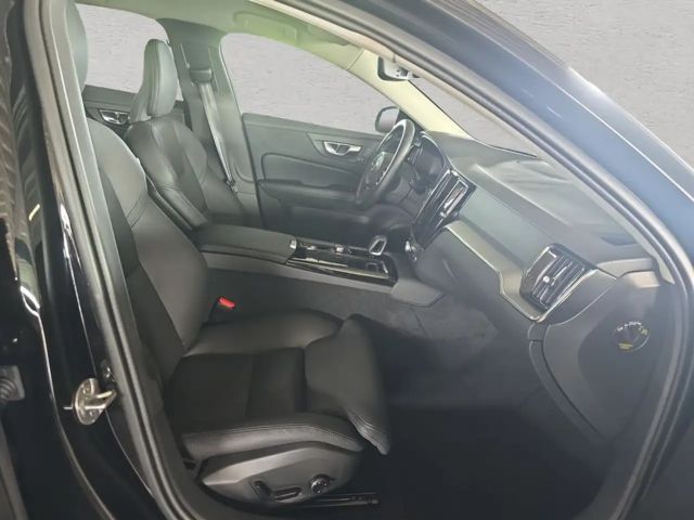 Volvo V60 AWD Dark Hybrid Plus T6