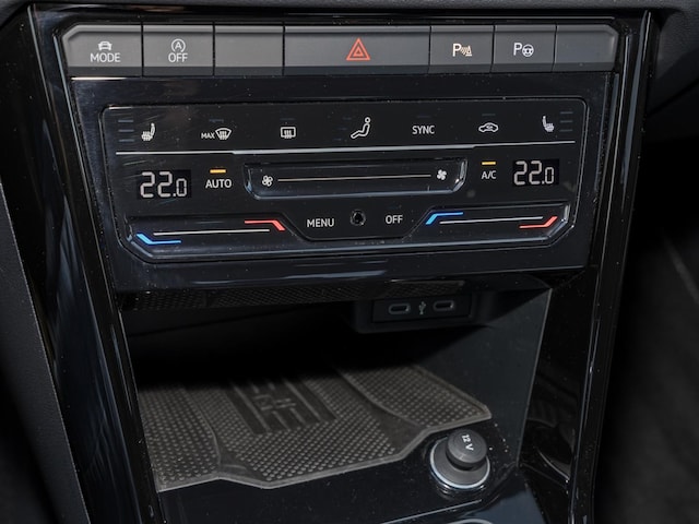 Volkswagen T-Roc 1.5 TSI DSG R-Line