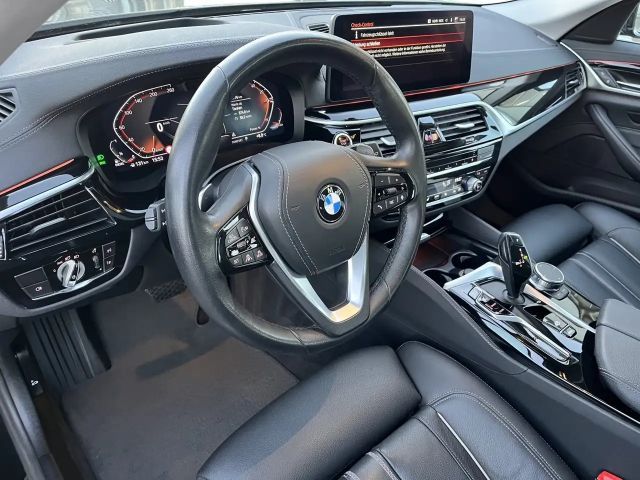 BMW 530 530d Touring xDrive