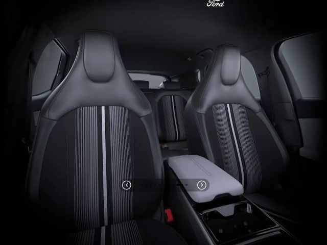 Ford Capri Premium RWD