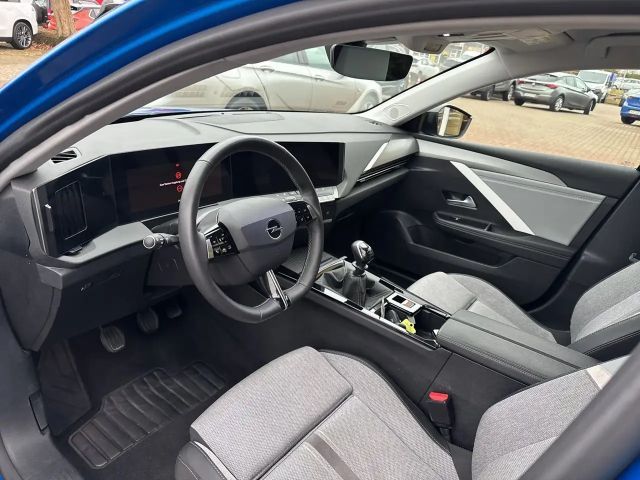 Opel Astra Elegance Sports Tourer