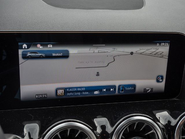 Mercedes-Benz B 200 Sedan