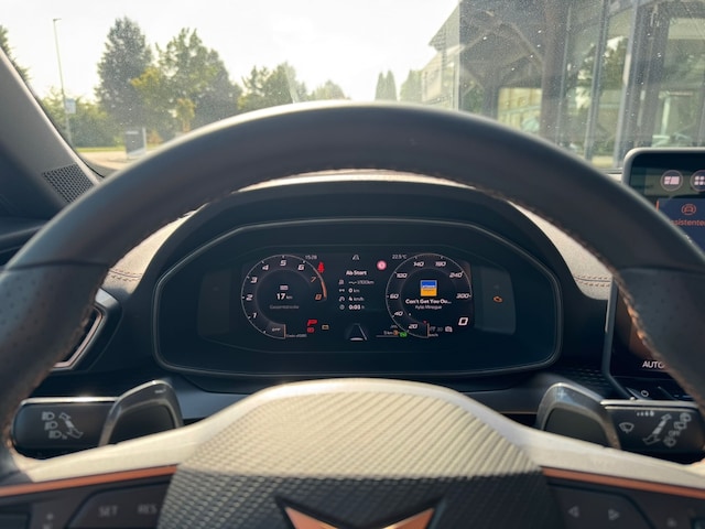 Cupra Formentor 1.5 eTSI SENNHEISER+MATRIX+NAVI+19+FULL-LINK