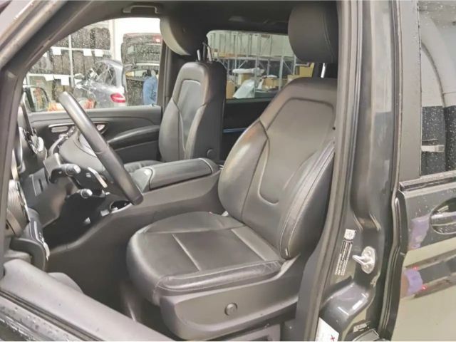 Mercedes-Benz V 300 4MATIC AMG Line AVANTGARDE