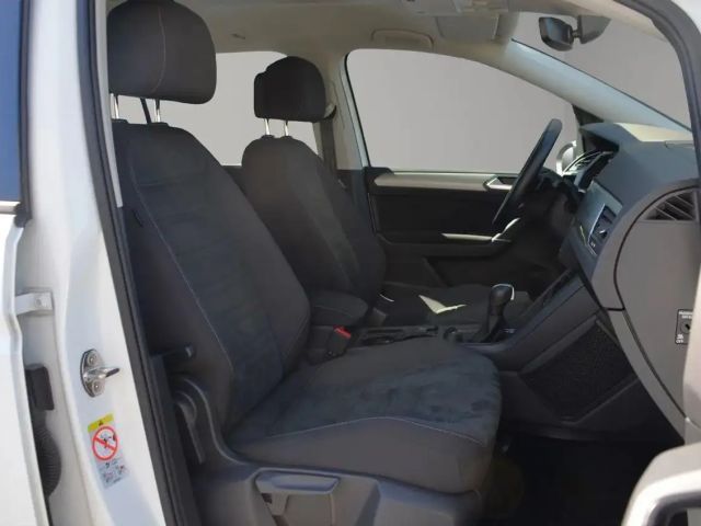 Volkswagen Touran TDI V-COCK 7SITZ STNDHZ MATRIX AHK ALCANTARA