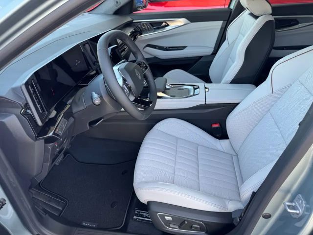 Renault Espace E-Tech Hybrid Iconic