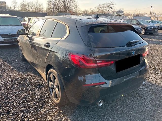 BMW 118 118d Advantage pakket Sedan